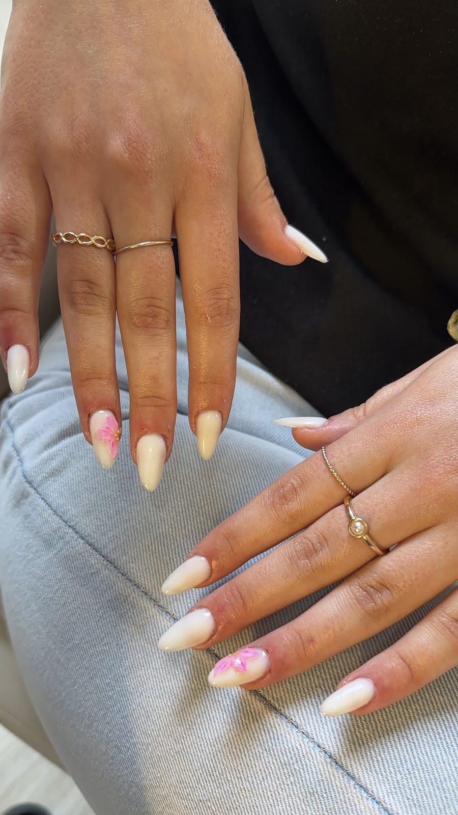 Dea nails