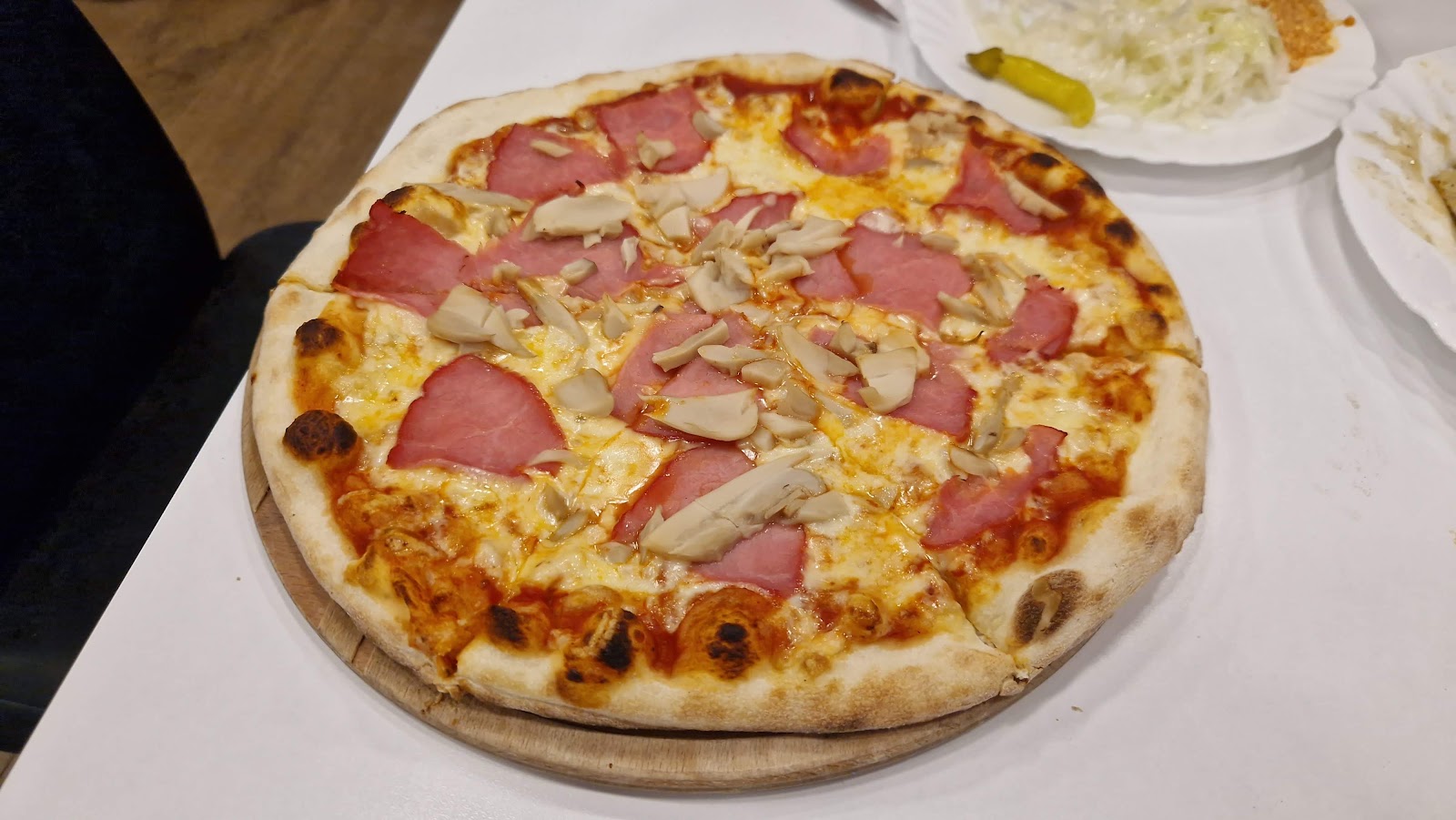 BUQUKU Pizzeria