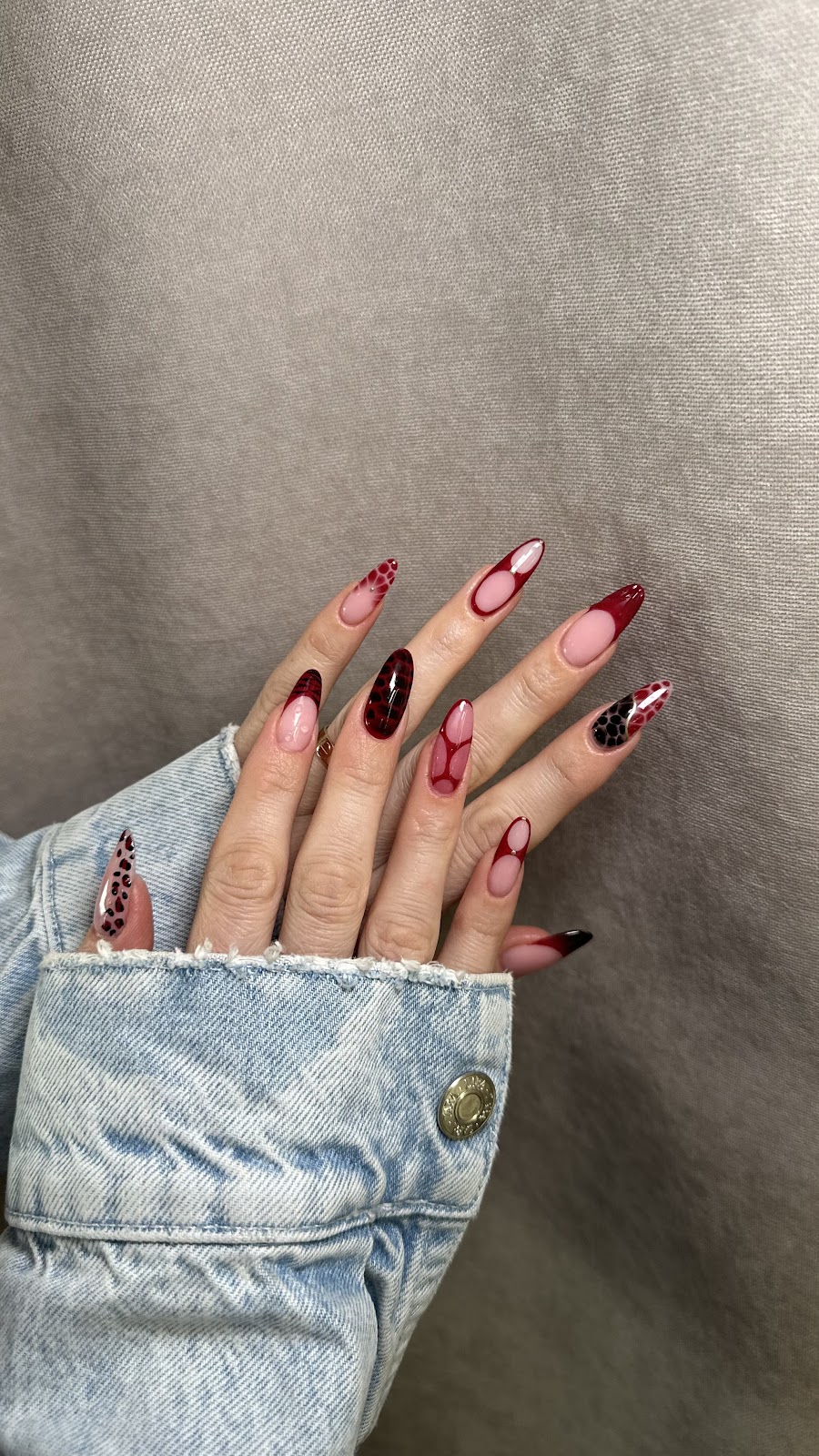 Lena Gjikolli X Tina Mua