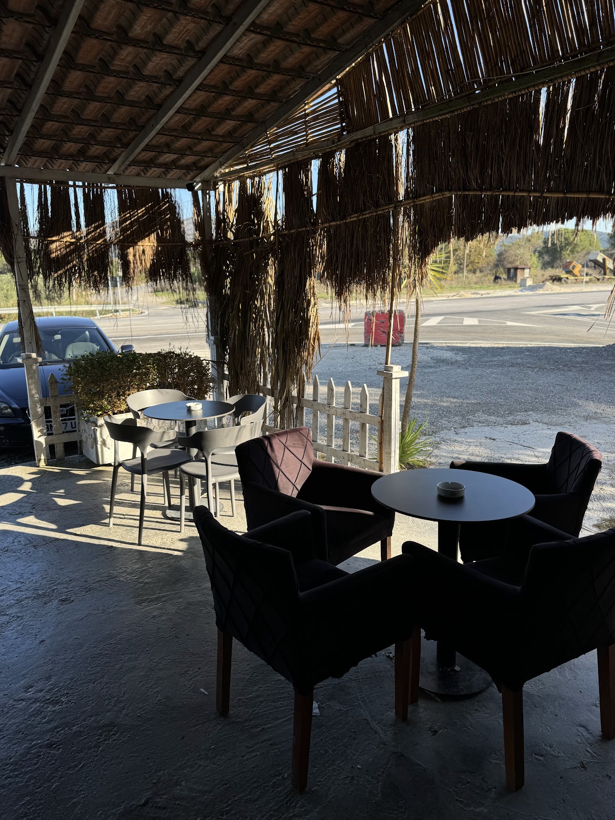 Tili Lavazh Kafe