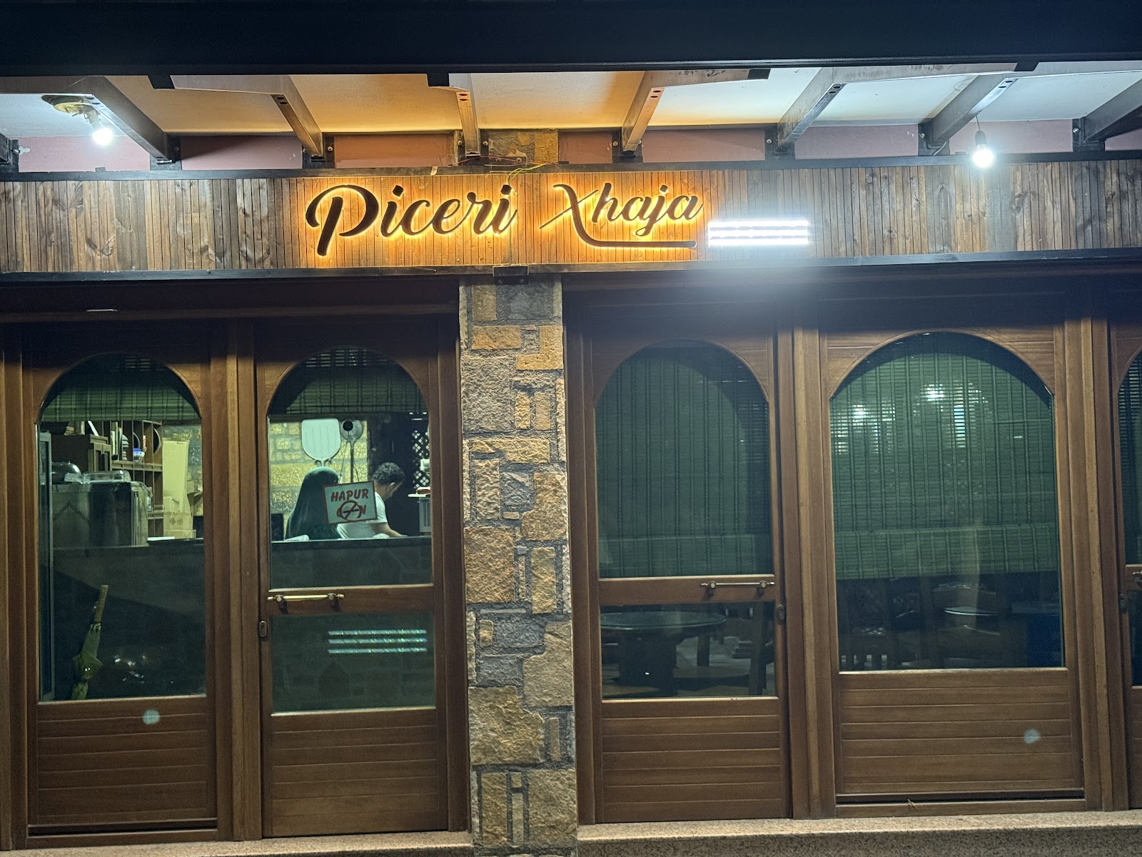Pizzeri Xhaja