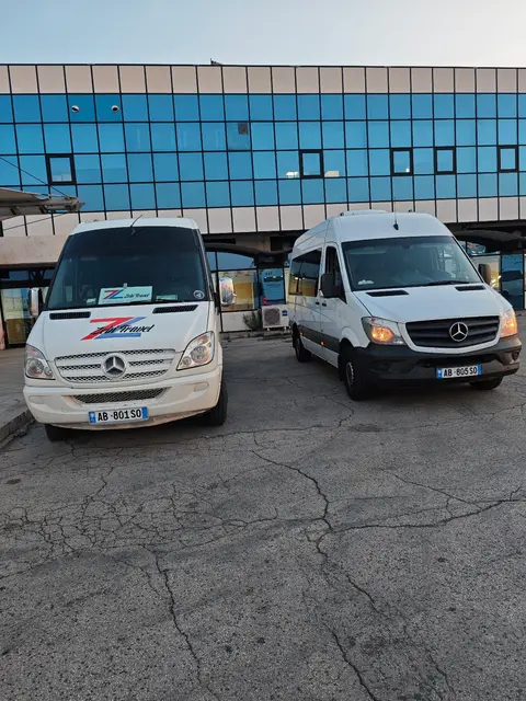 Zebi Travel