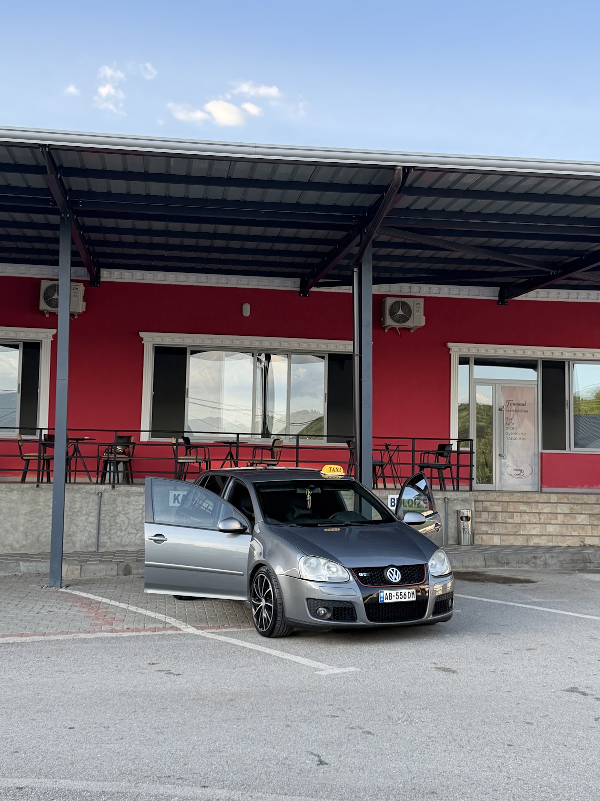 Taxi peshkopi juli