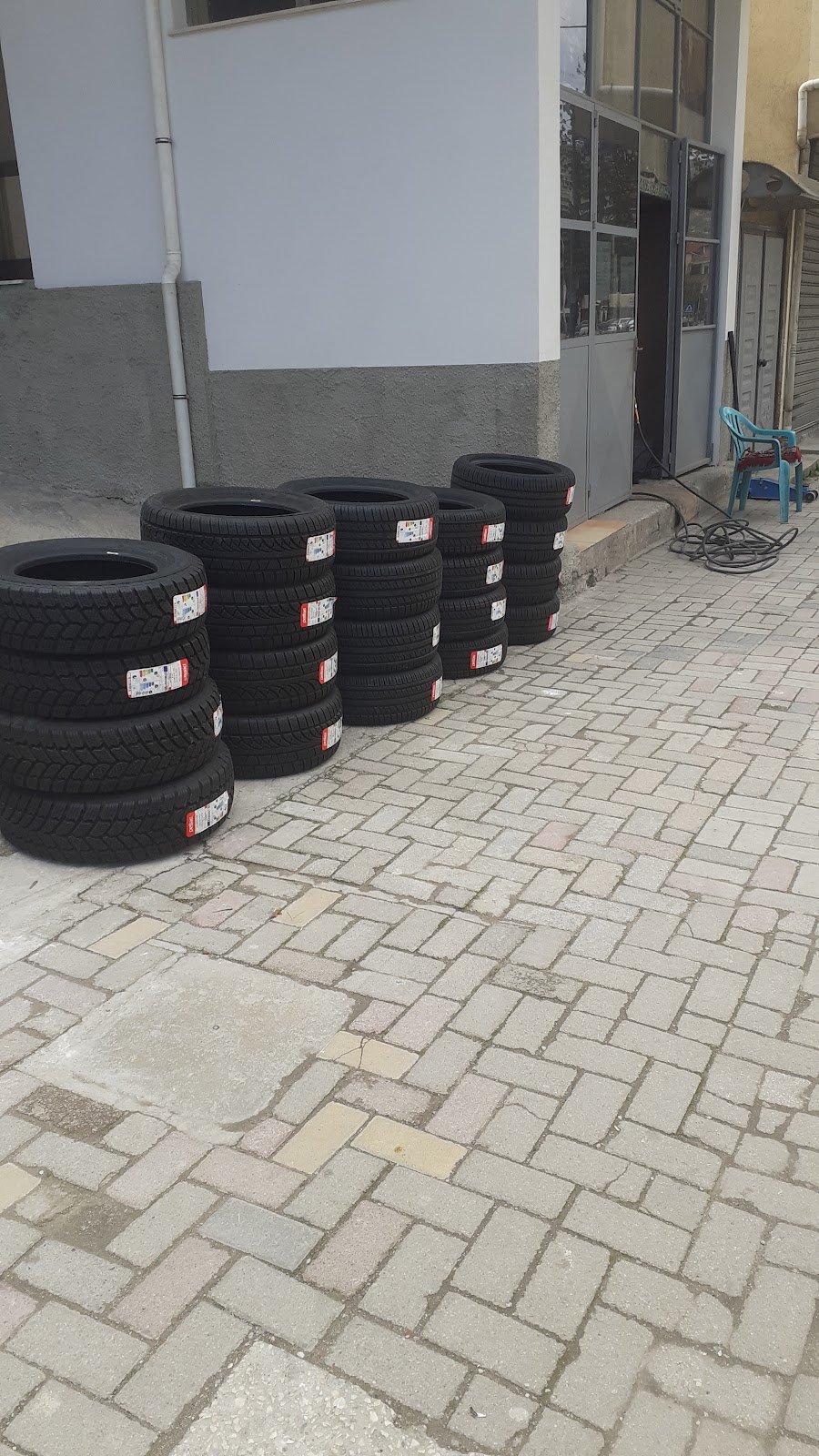 Gomisteri Beni