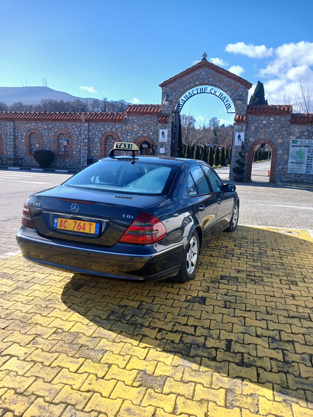 Taxi Pogradec Nori