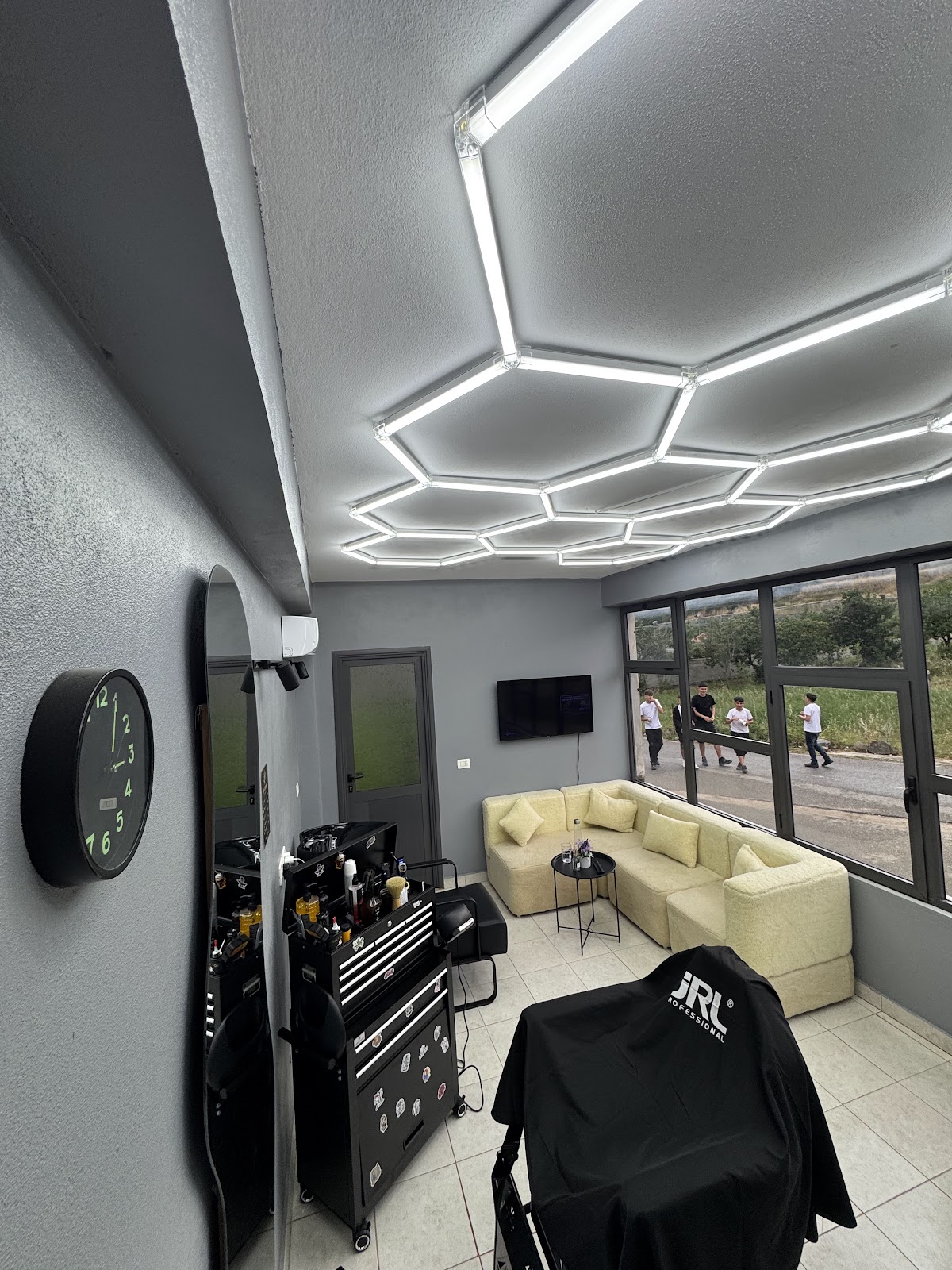 Barbershop Xhuli