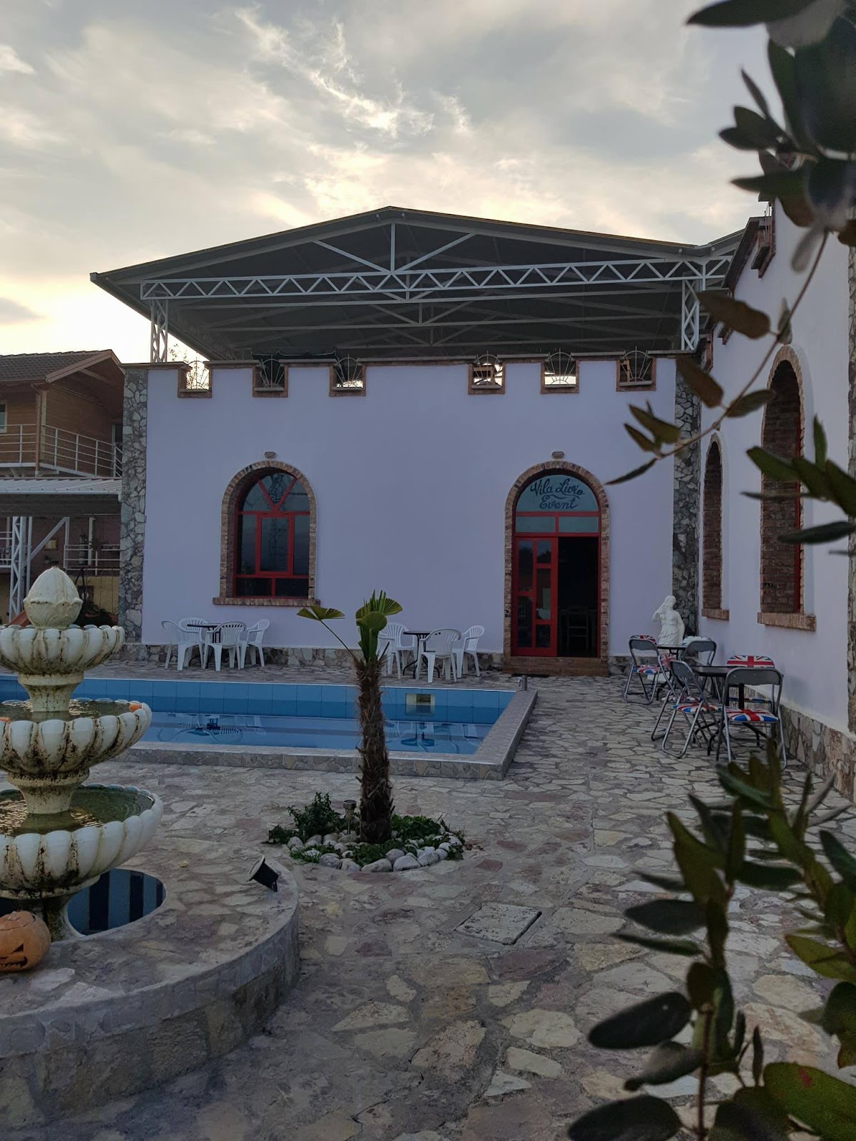 VILA LIVIO Rrëshen Mirditë (guest house)
