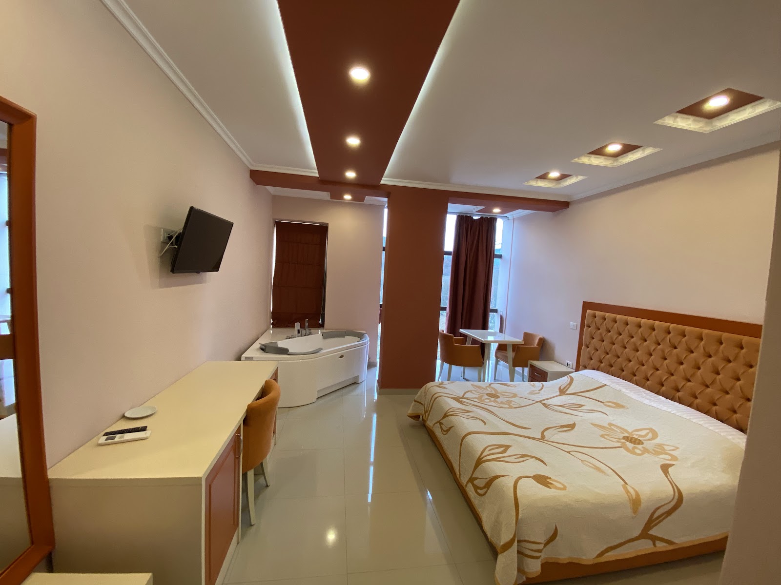 Kthella Resort