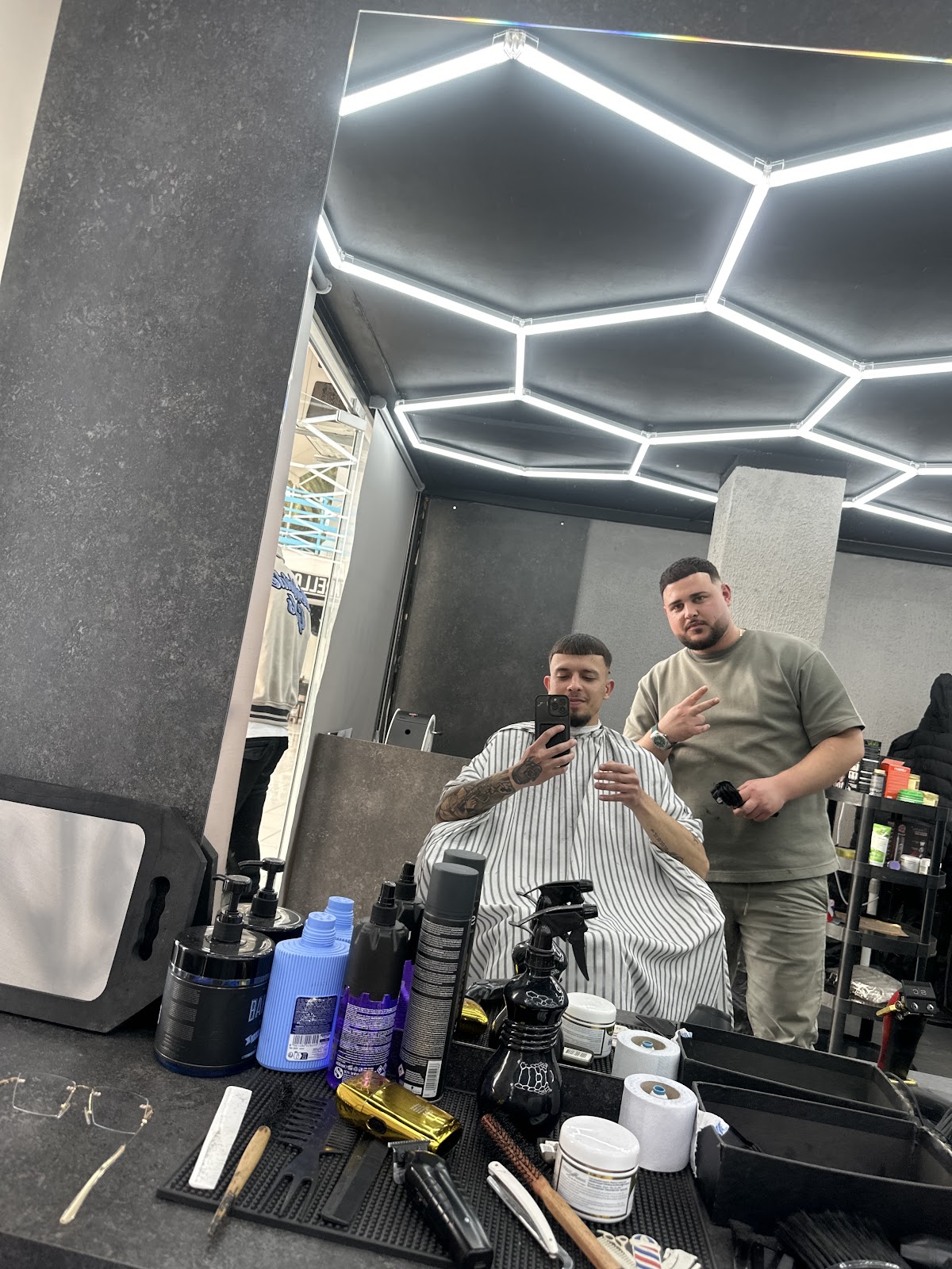 Barber Shop Miri 3 Sarande