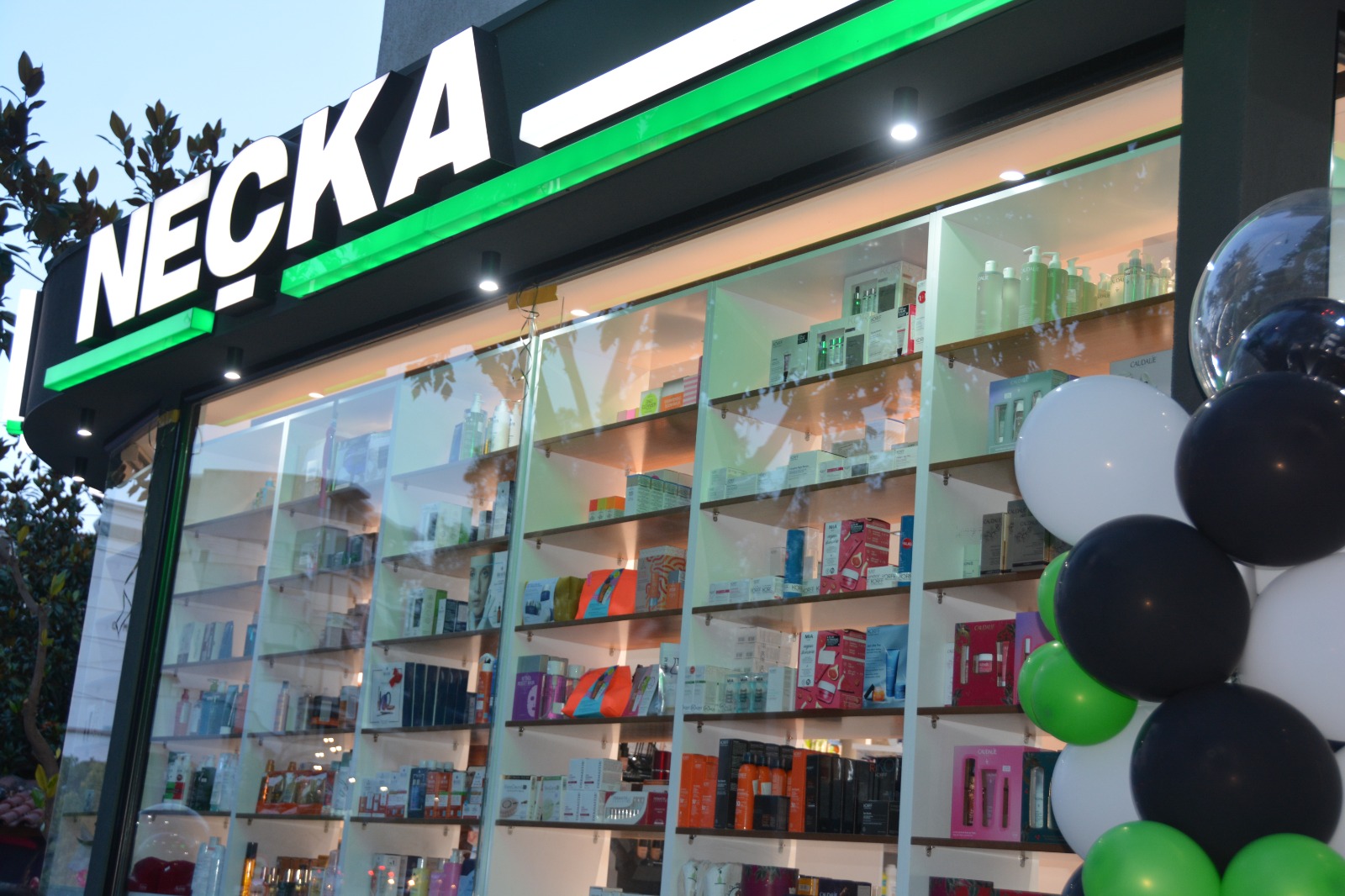 Farmaci Necka
