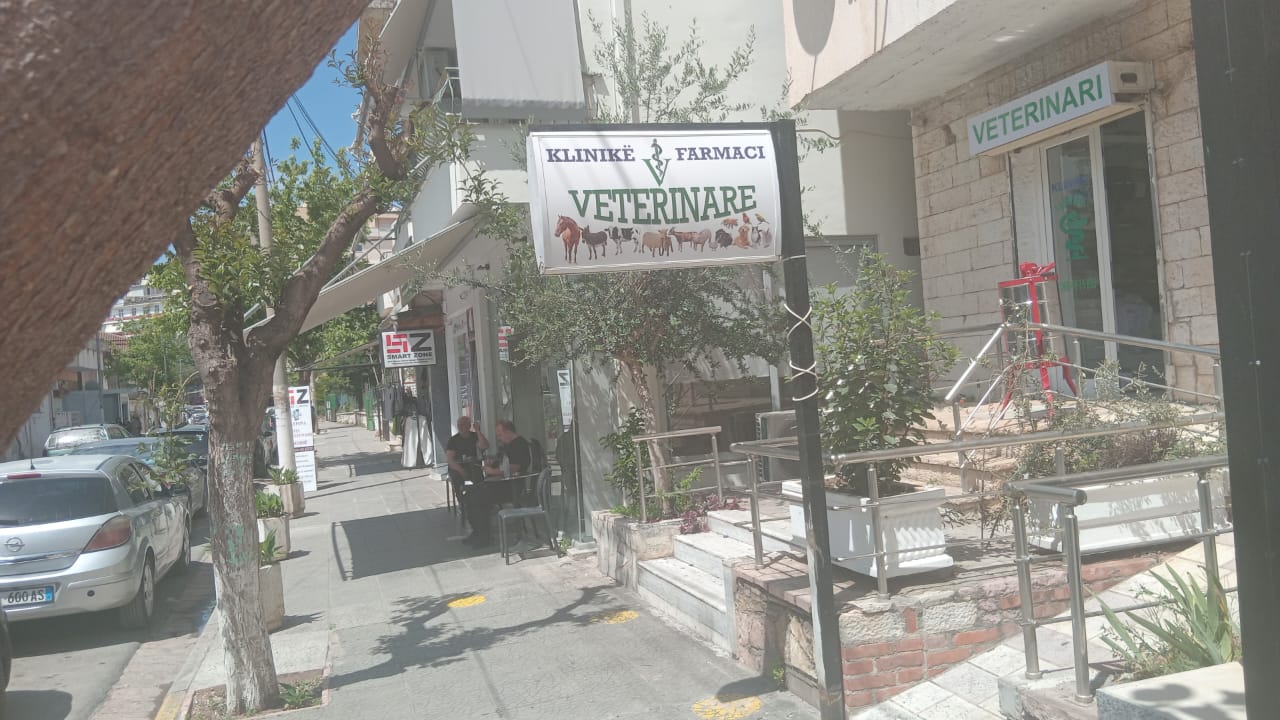 Veterinary&Pharmacy Clinic