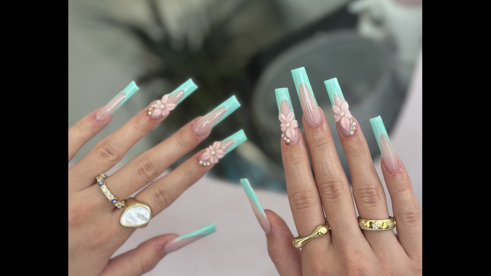 Lashes & Nails by Xhoi