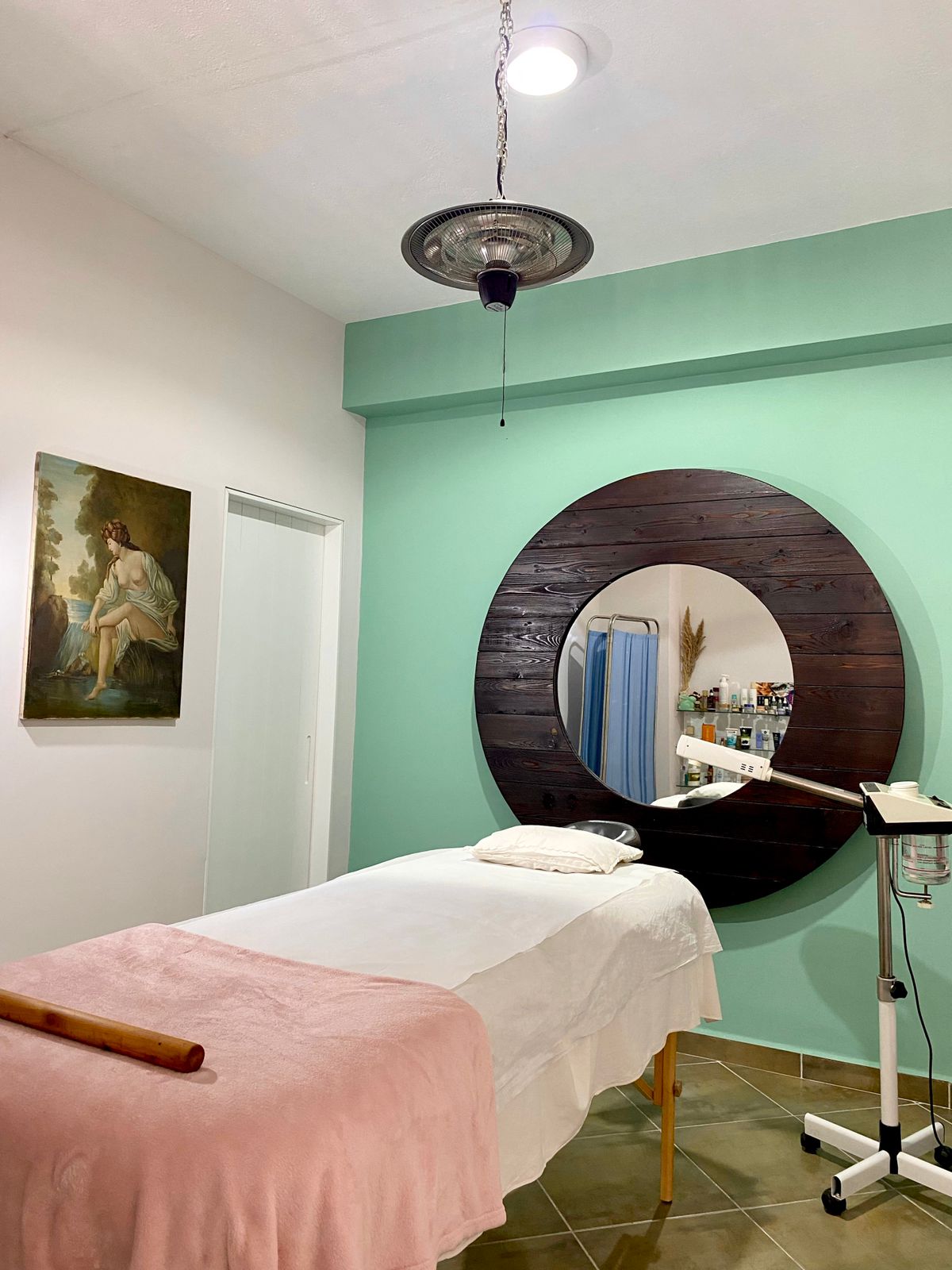 Aesthetic Center Nails & Spa