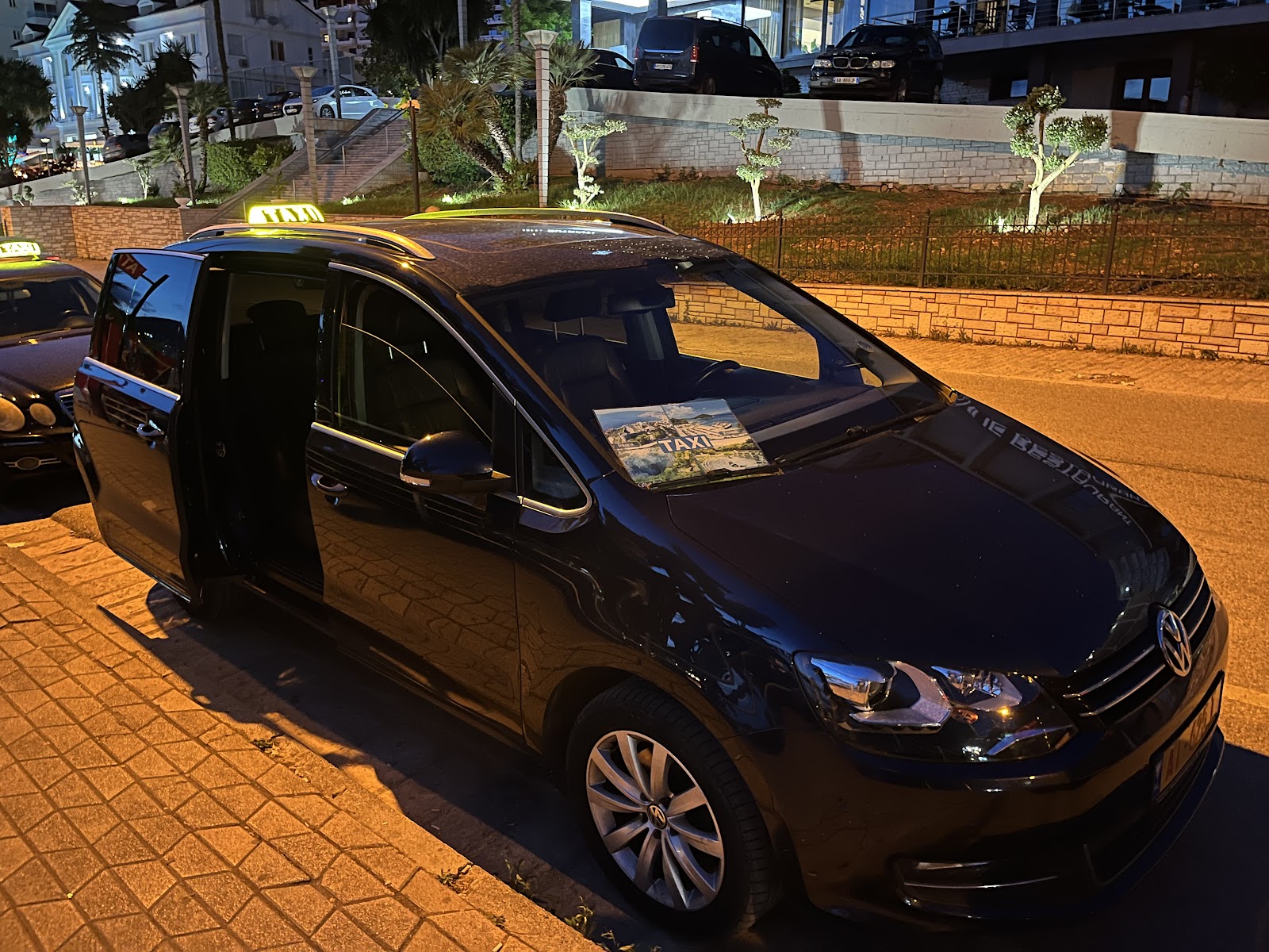 Taxi Saranda Odisea Big Taxi Minivan