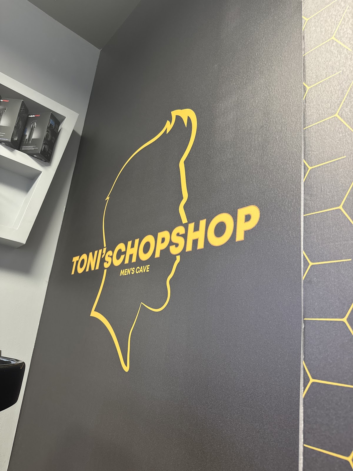 Toni’sChopShop