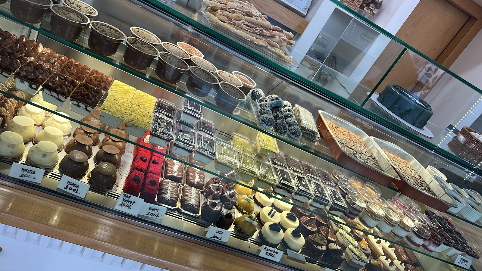 Arishta Bakery