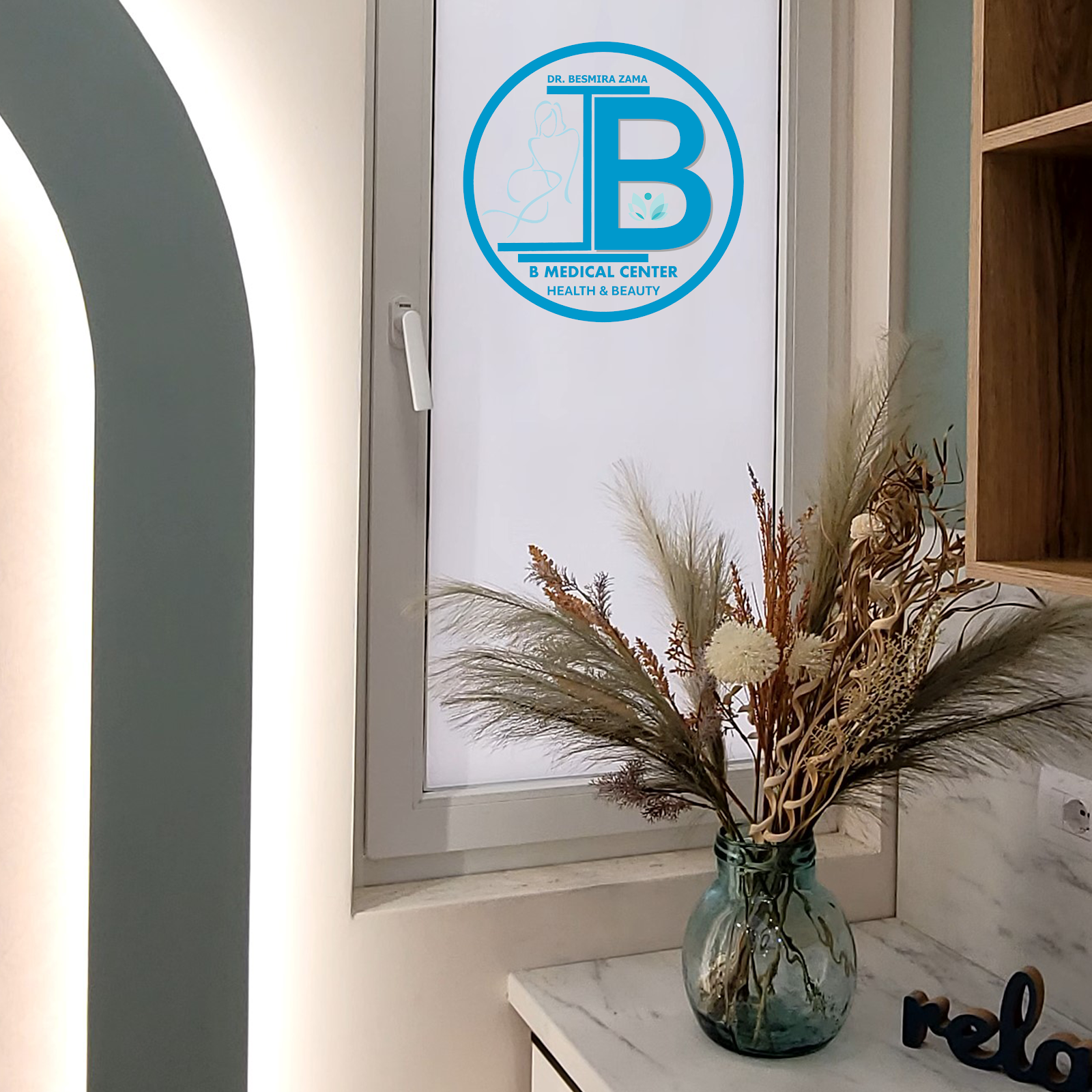 B MEDICAL CENTER - HEALTH & BEAUTY