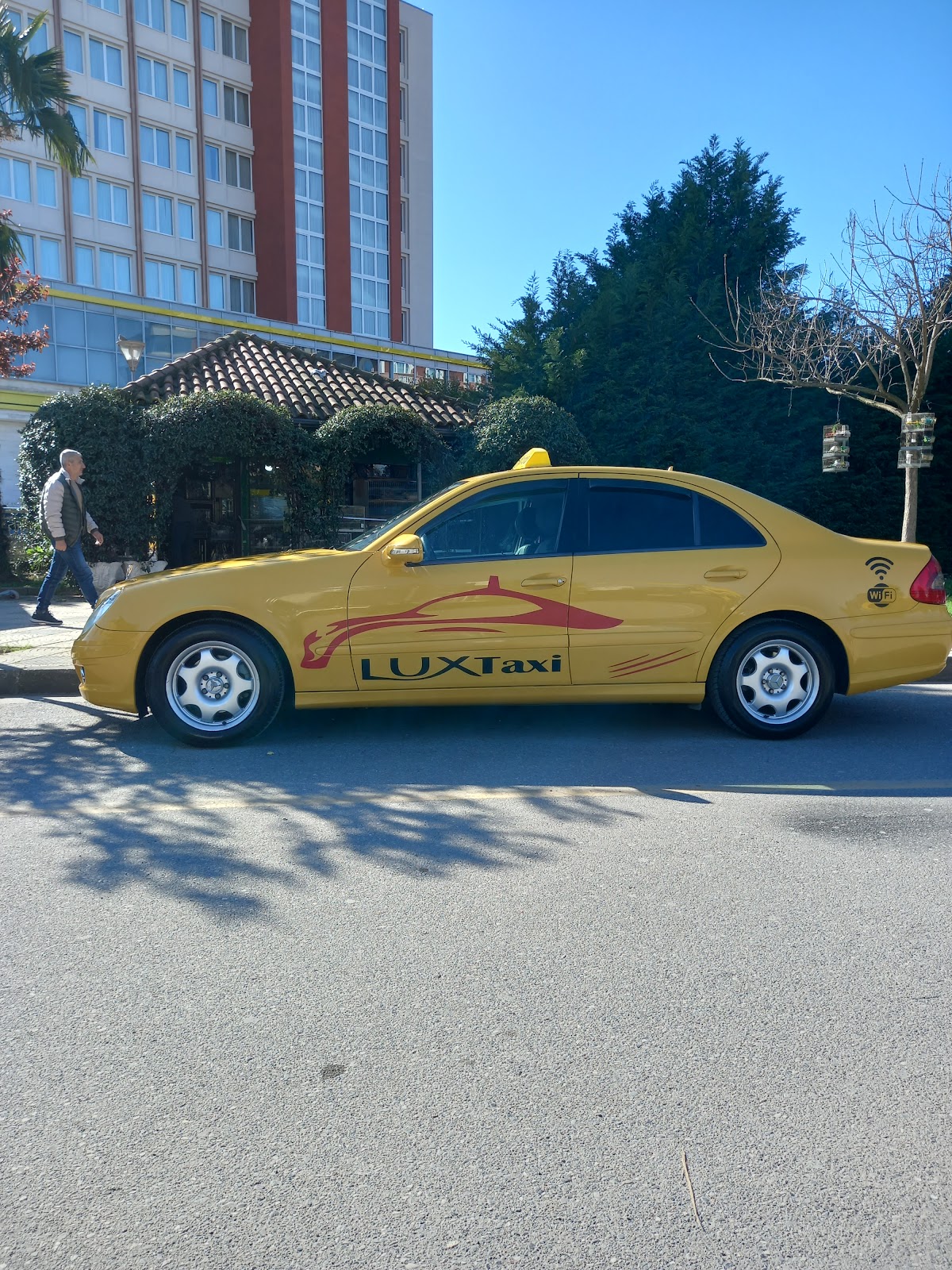 Lux Taxi Shkodër