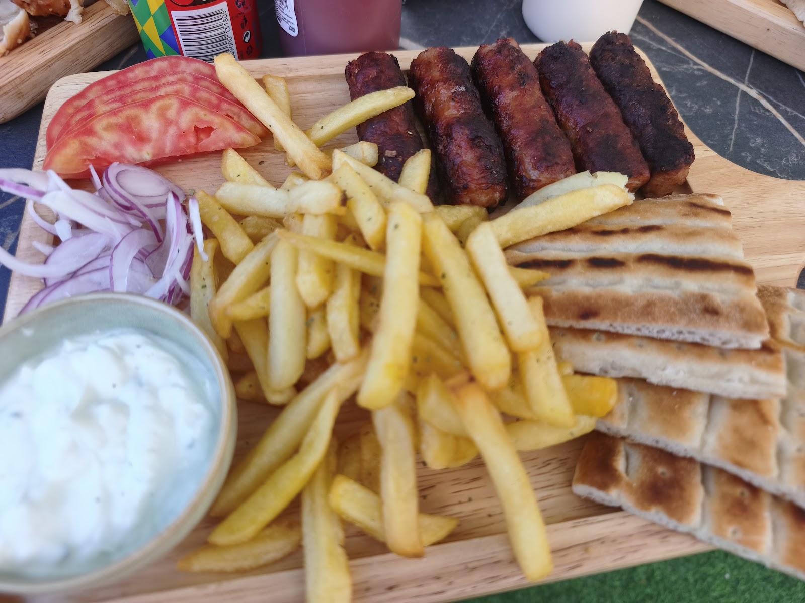 FAST FOOD UJE I FTOHTE TEPELENE