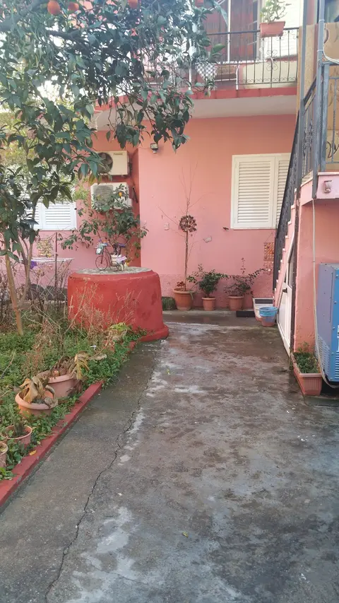 Villa Center