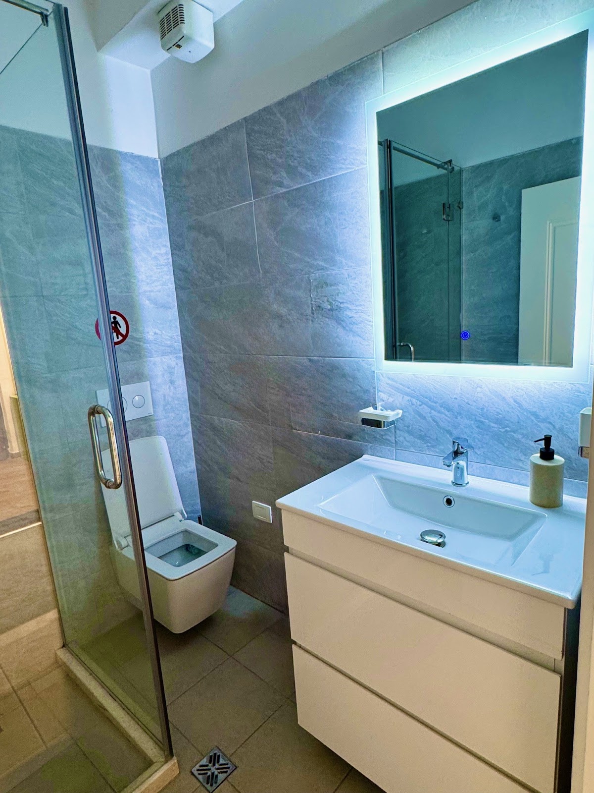Tirana Central Suites