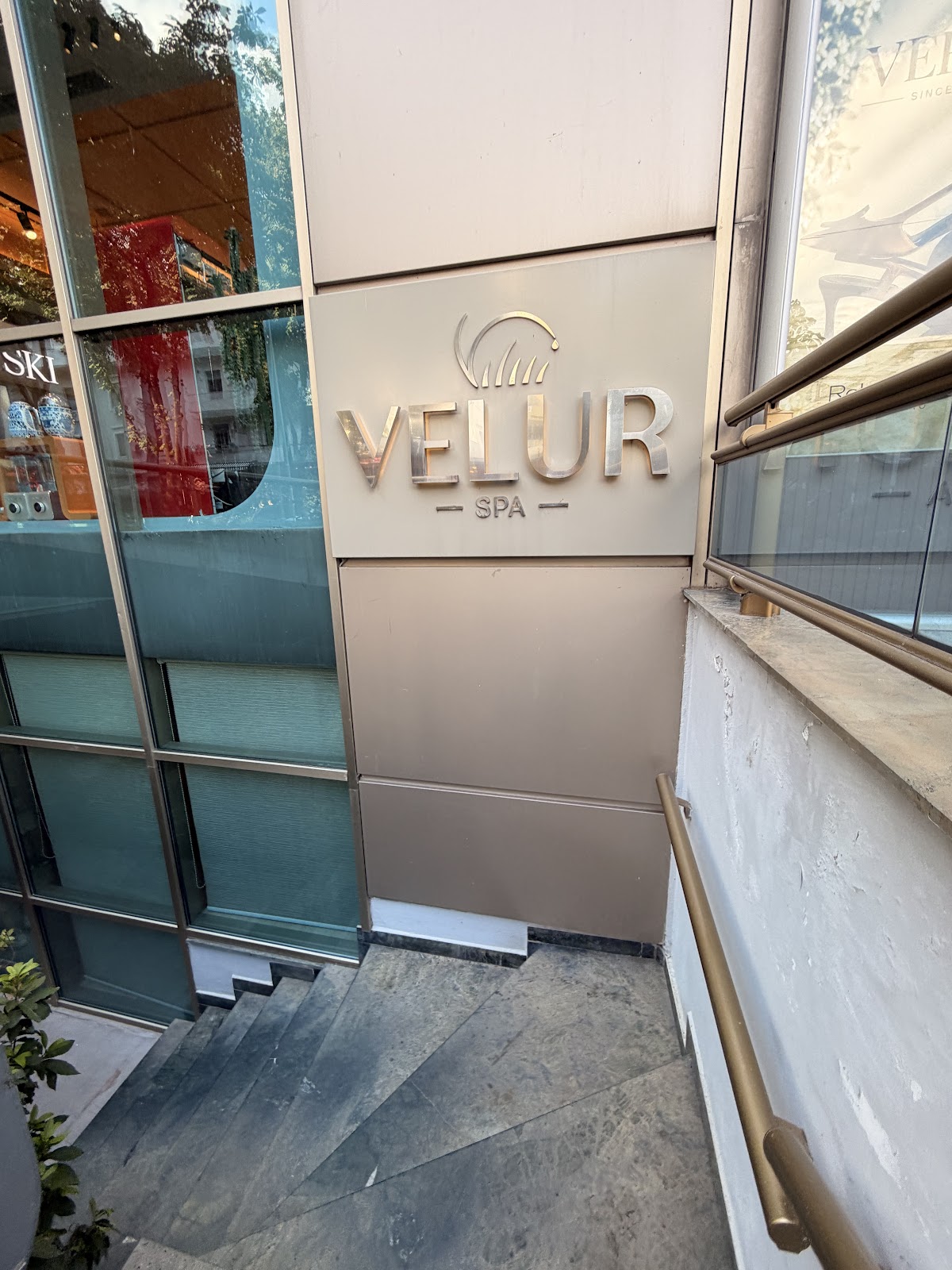 Velur Spa