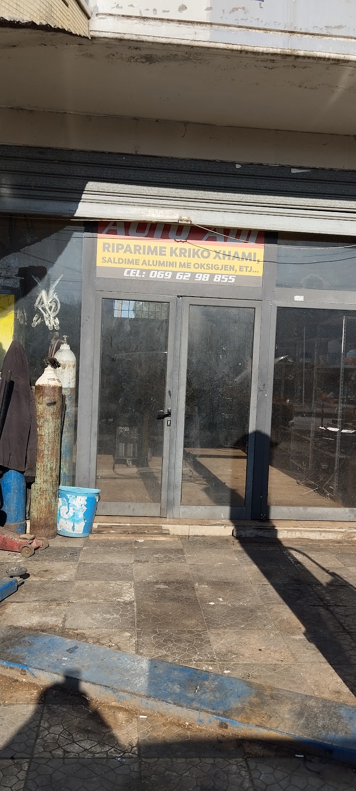Servis Xhevi