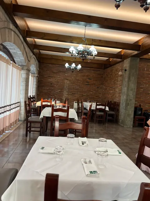 Restorant Kështjella