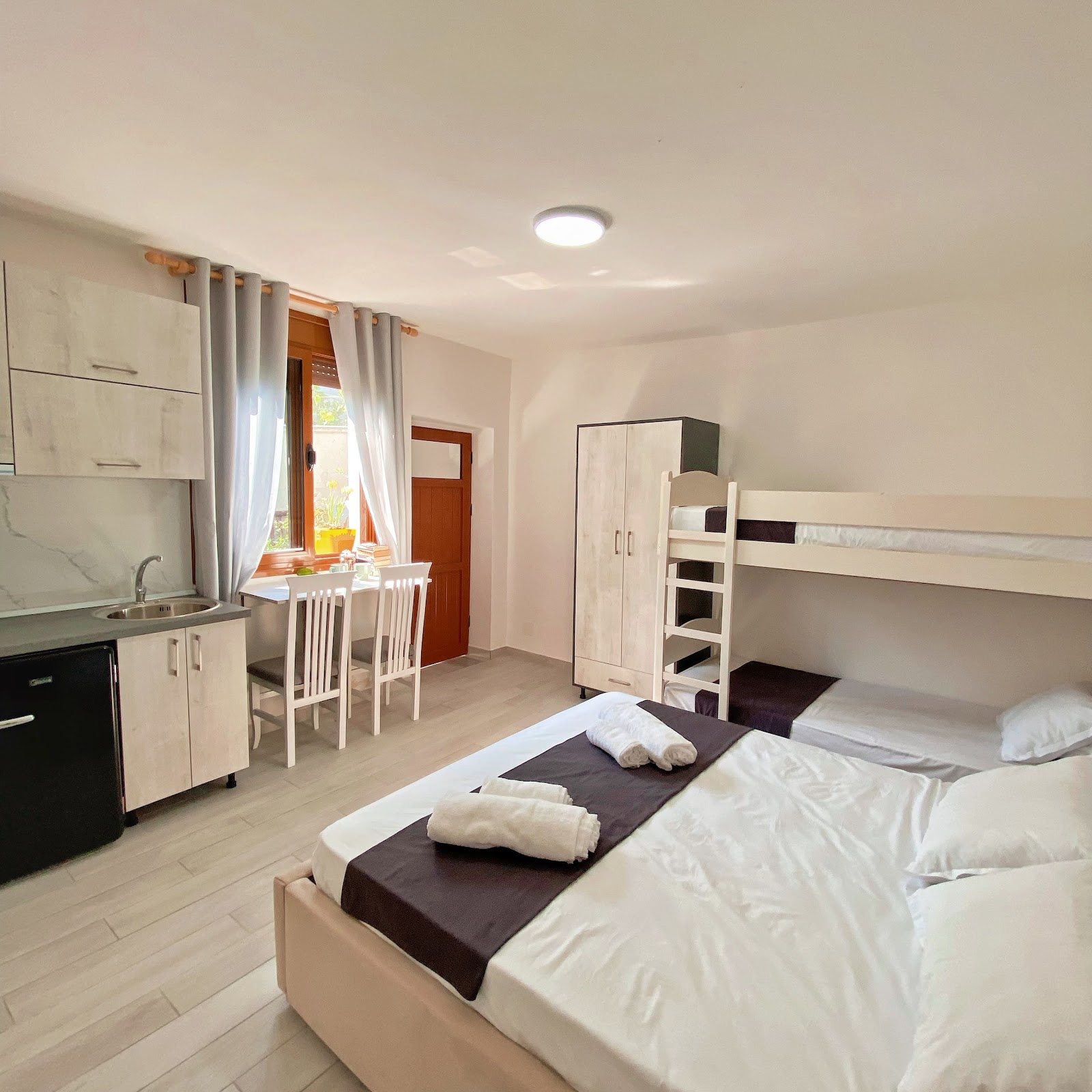 Sunny Guest House