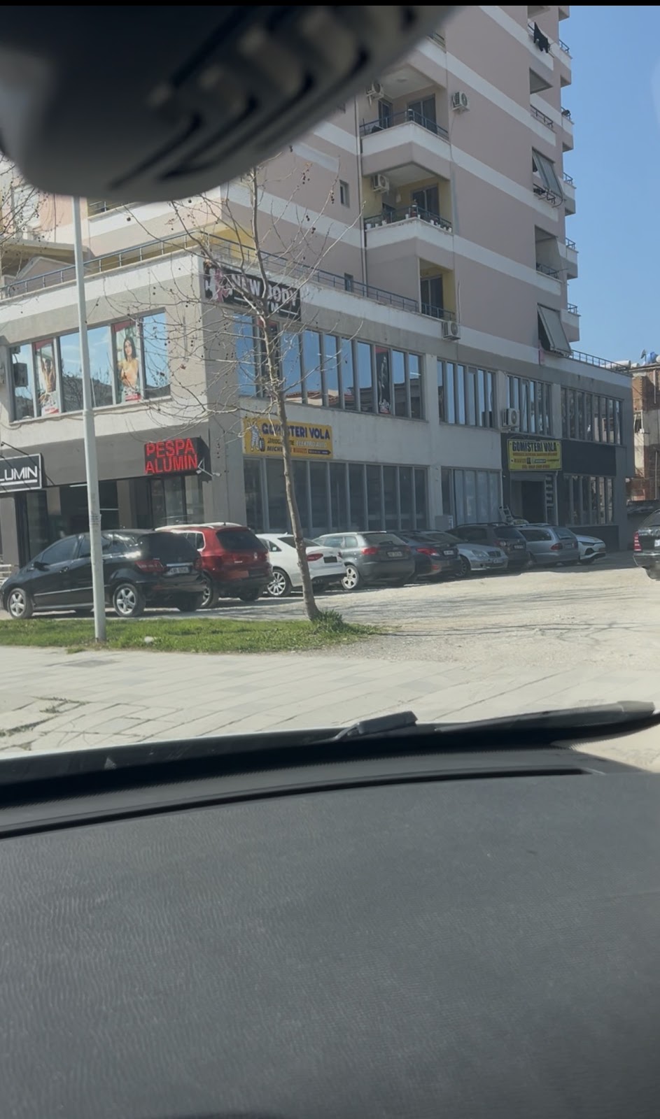 GOMISTERI VOLA VLORE