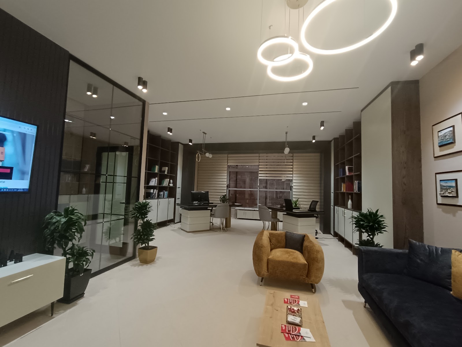 SMART CAPITAL Real Estate