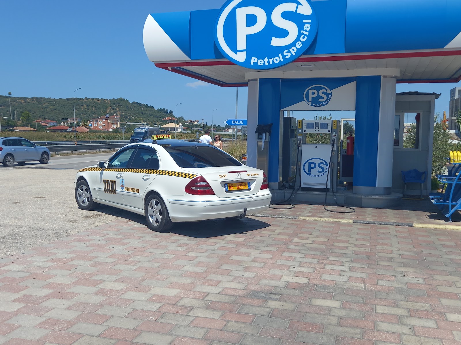Taxi Vlore Tani