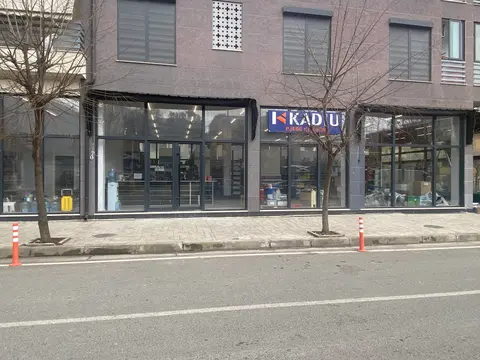 Auto Kadiu