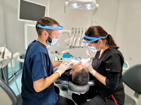 Dentist