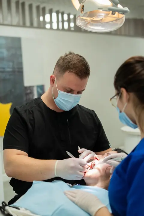 Dentist