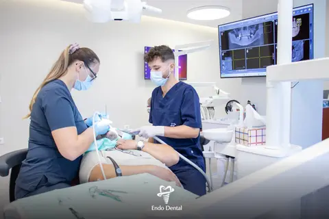 Dentist