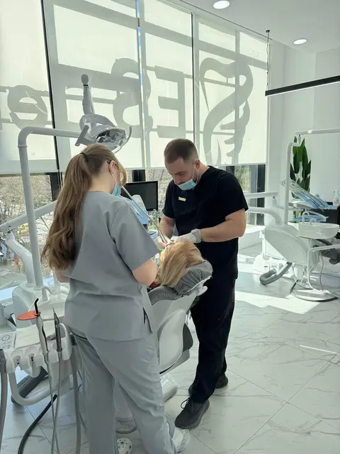 Dentist