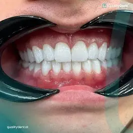 Dentist