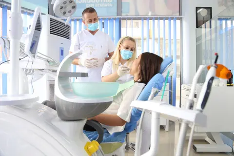 Dentist