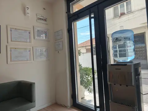 Dentist