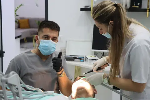 Dentist