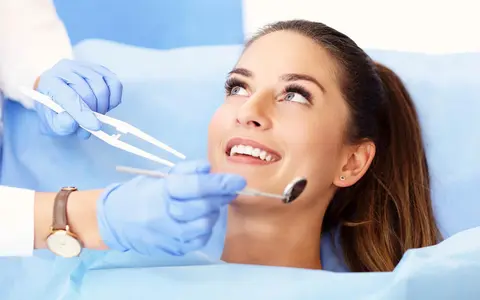 Dentist