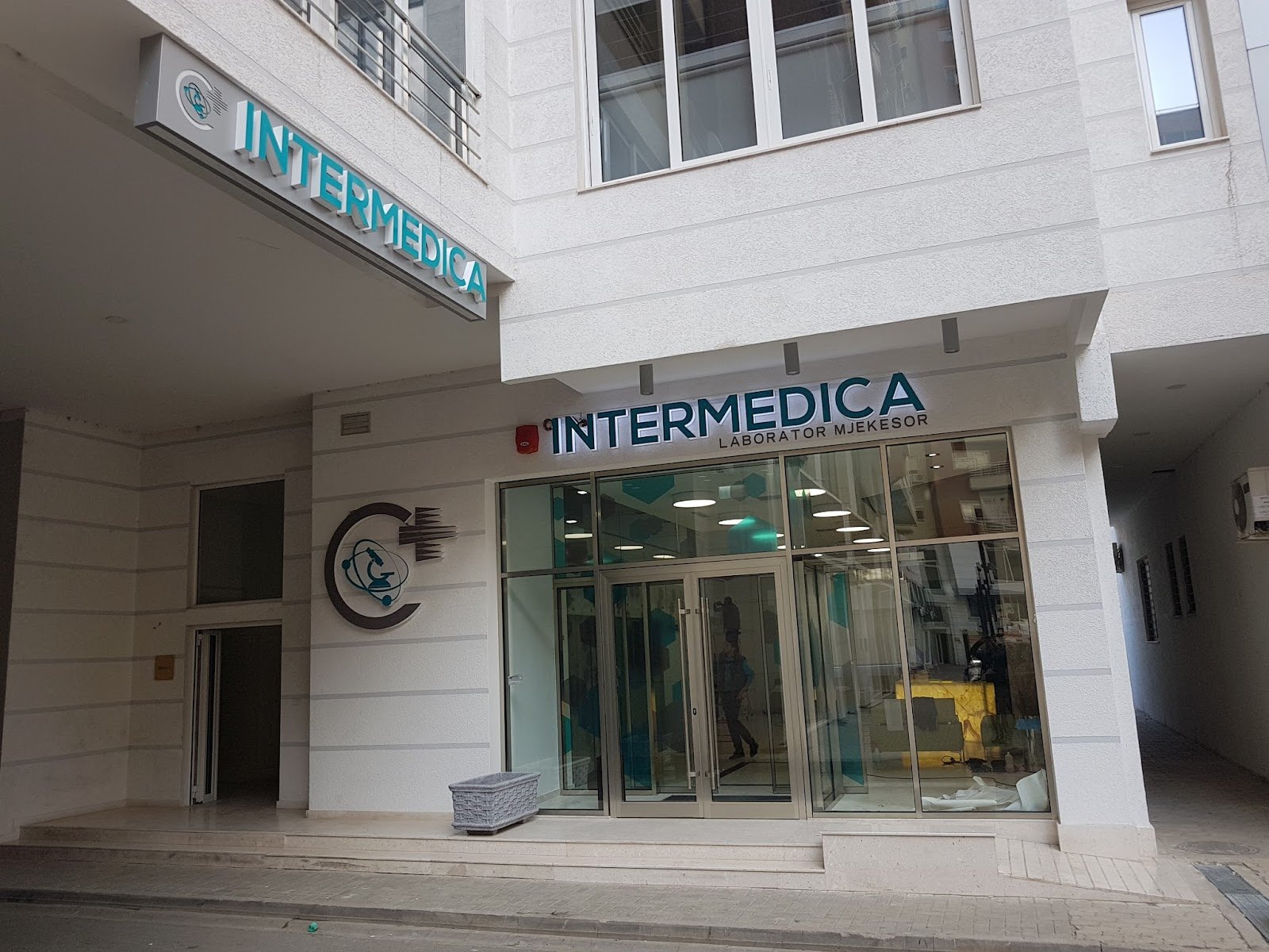 Laborator Intermedica Qendrore