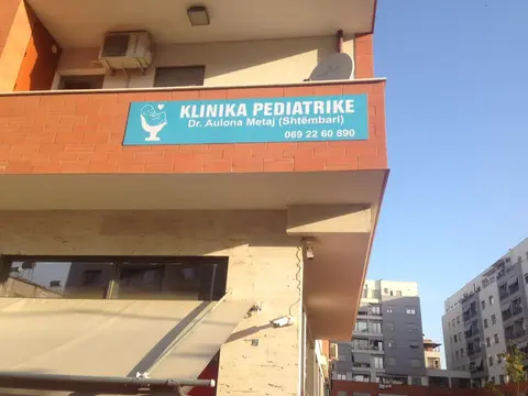 Pediatër