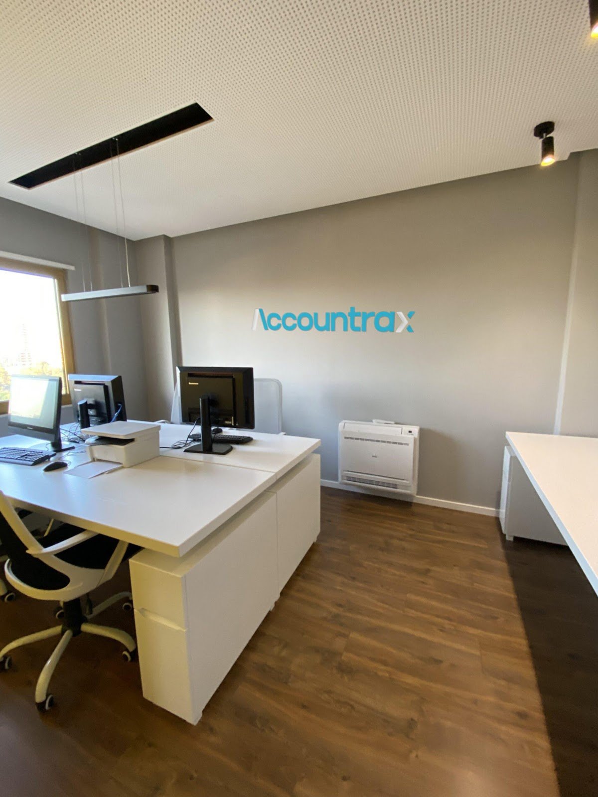 Accountrax (Servizi di Outsourcing Contabilità per Aziende Italiane)