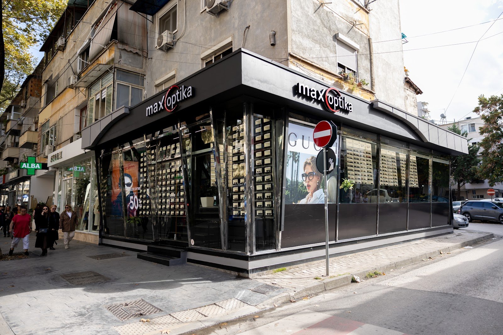 Max Optika, Myslym Shyri