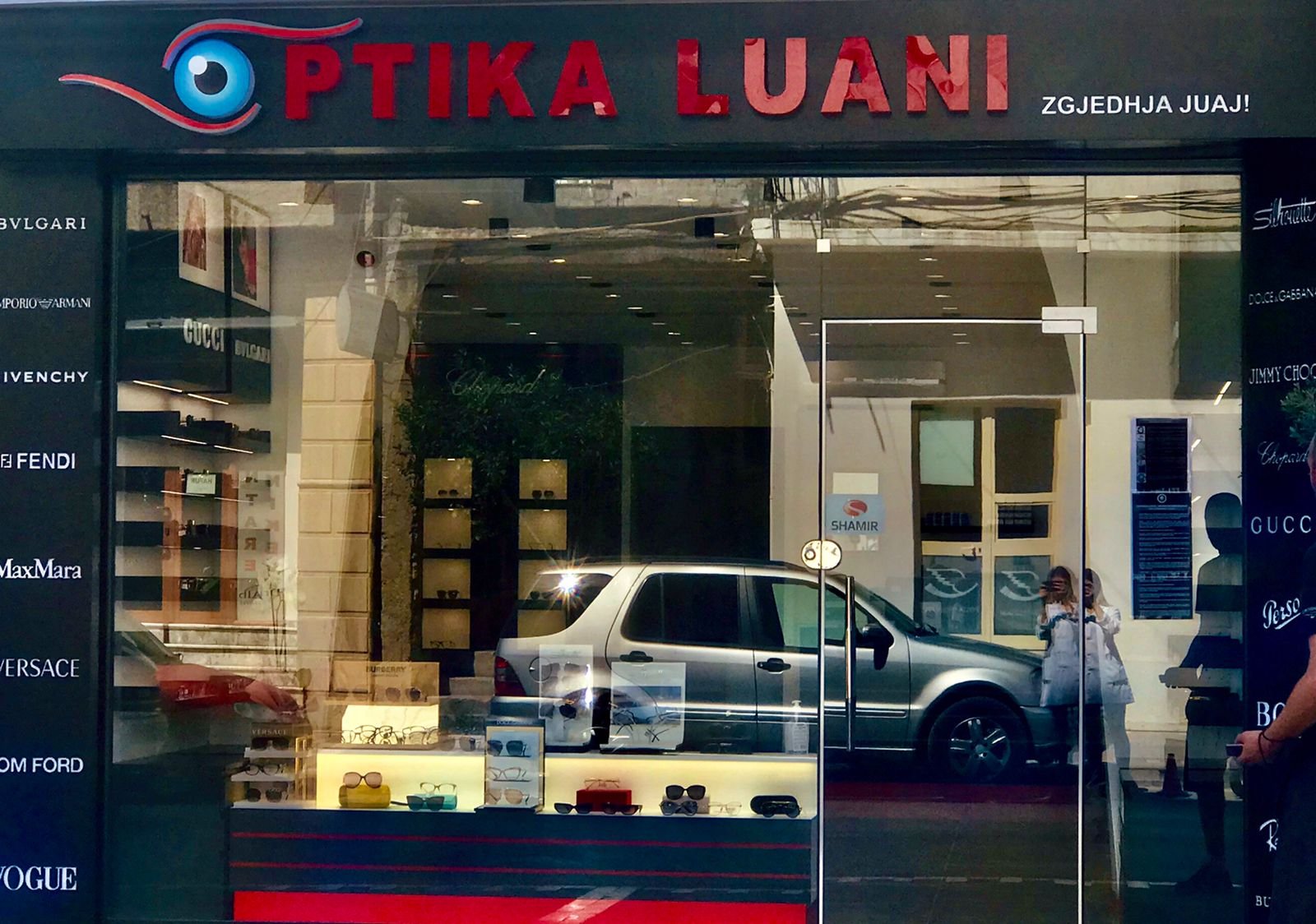 Optika Luani Berat