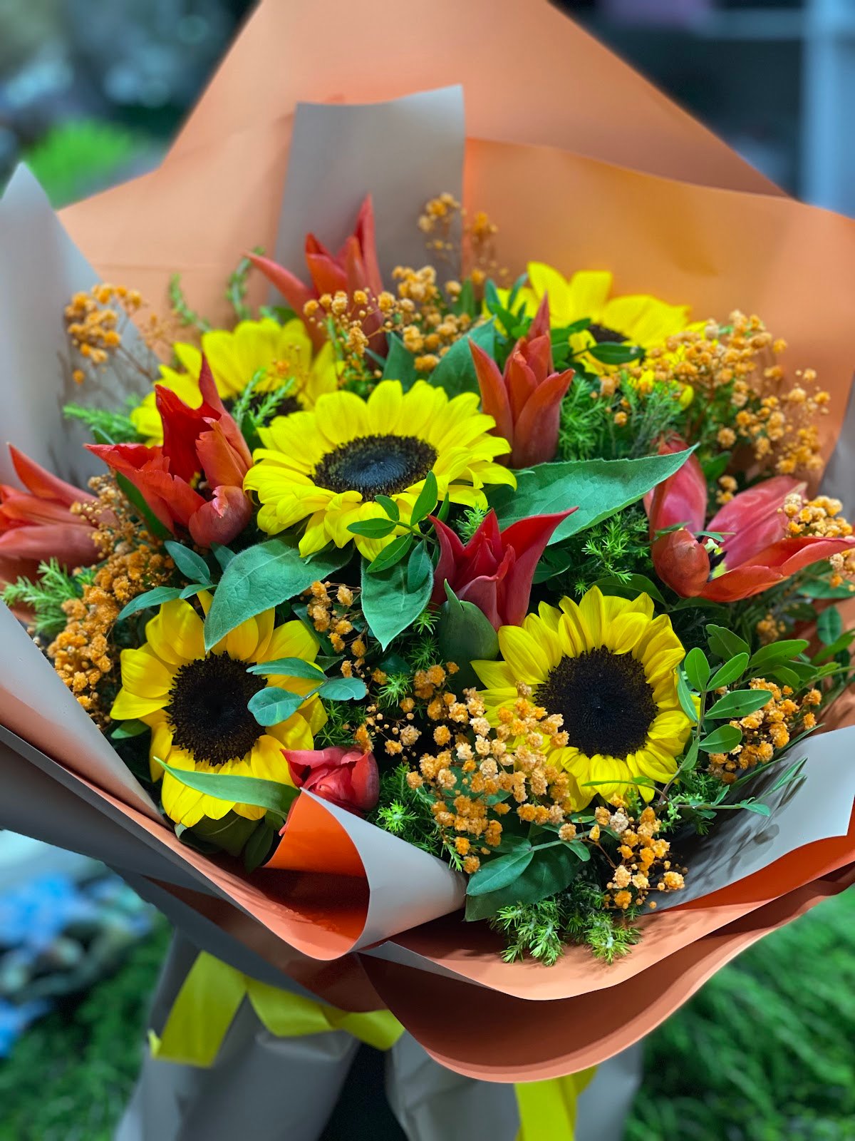 Lujon Flowers
