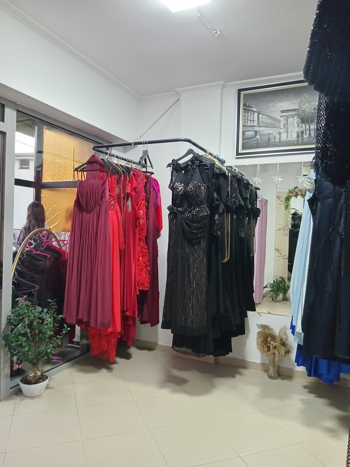 ARIONELA FASHION STORE