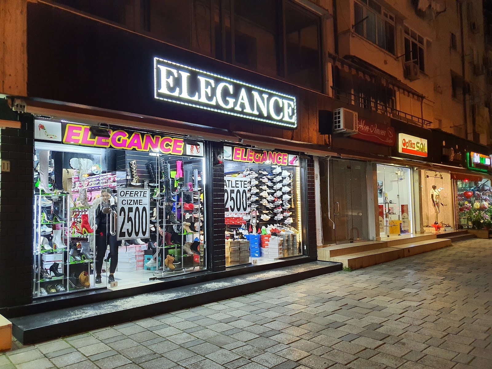 Elegance shop